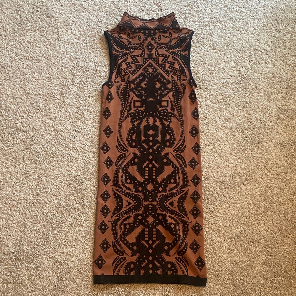 Elegant Brown Patterned Sleeveless Dress